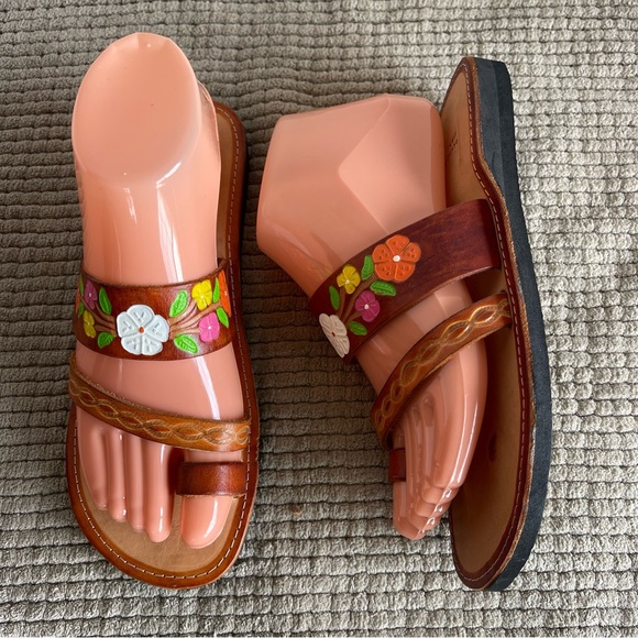 Mexican Huaraches (Sandals) Women size 4 - Picture 2 of 13